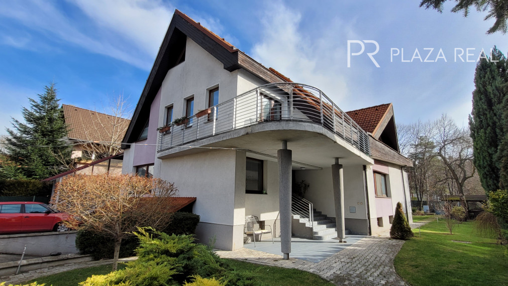 PREDAJ- dvojgeneračný rodinný dom s pekným pozemkom na Malodunajskej ul., BA-Vrakuňa