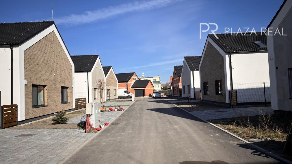 Rodinný dom s garážou, Zohor, pozemok 450 m2, novostavba