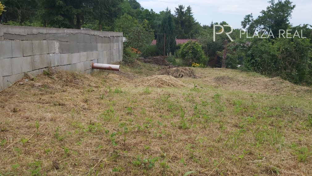 REZERVOVANÝ  POZEMOK NA PREDAJ BRATISLAVA IV.+STAVEBNÉ POVOLENIE+PROJEKT BUNGALOV