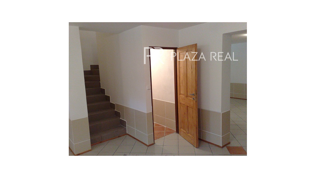 Prenájom-Bratislava- Záhorská Bystrica, 4-izbový rodinný dom s garážou