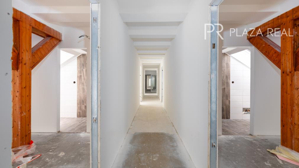 Predaj pozemku a budovy s apartmánmi, 5457 m2, Pravenec, Prievidza