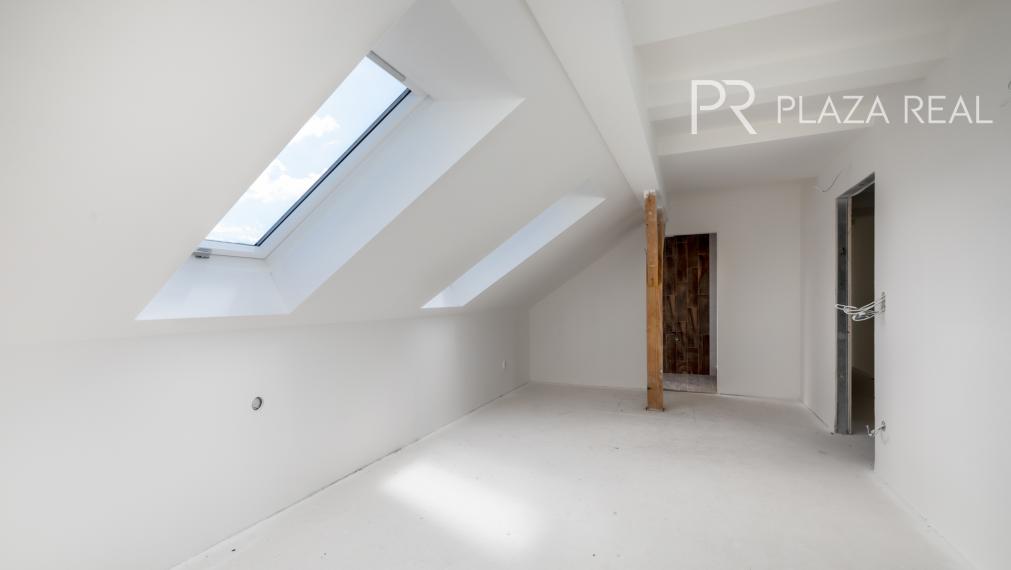 Predaj pozemku a budovy s apartmánmi, 5457 m2, Pravenec, Prievidza