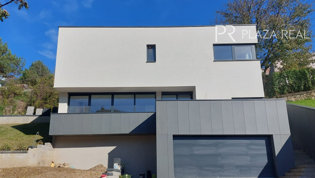 Devín, predaj RD na kľúč, novostavba, 9 árový pozemok, Dolnokorunská ulica