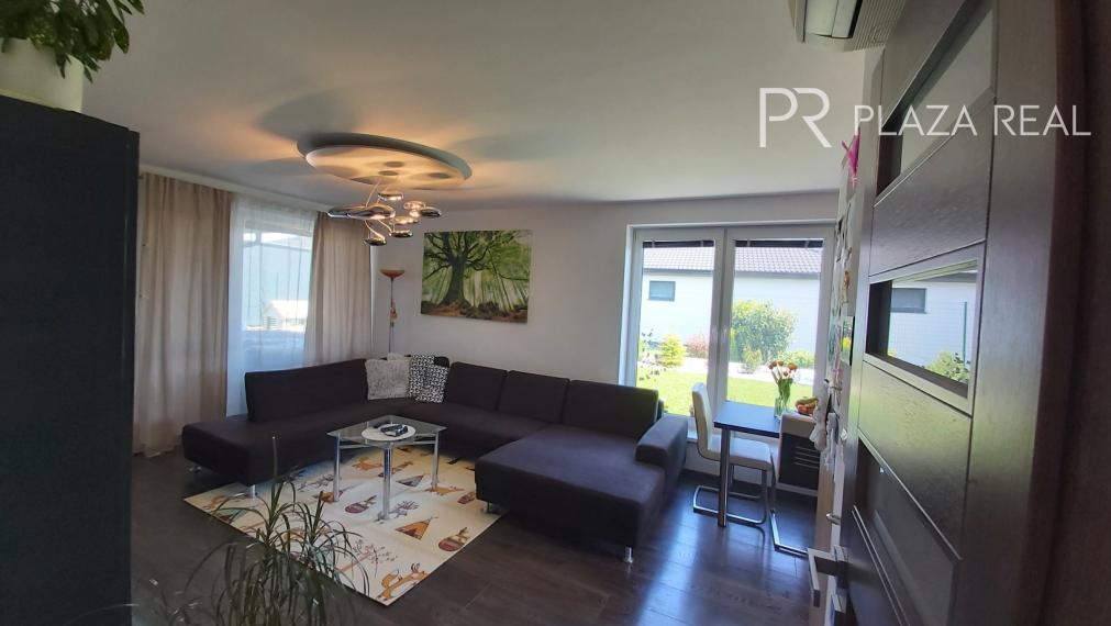 REZERVOVANÉ NOVOSTAVBA 4 izbový rodinný dom v Malom Raji  ponúka súkromie v tichej ulici