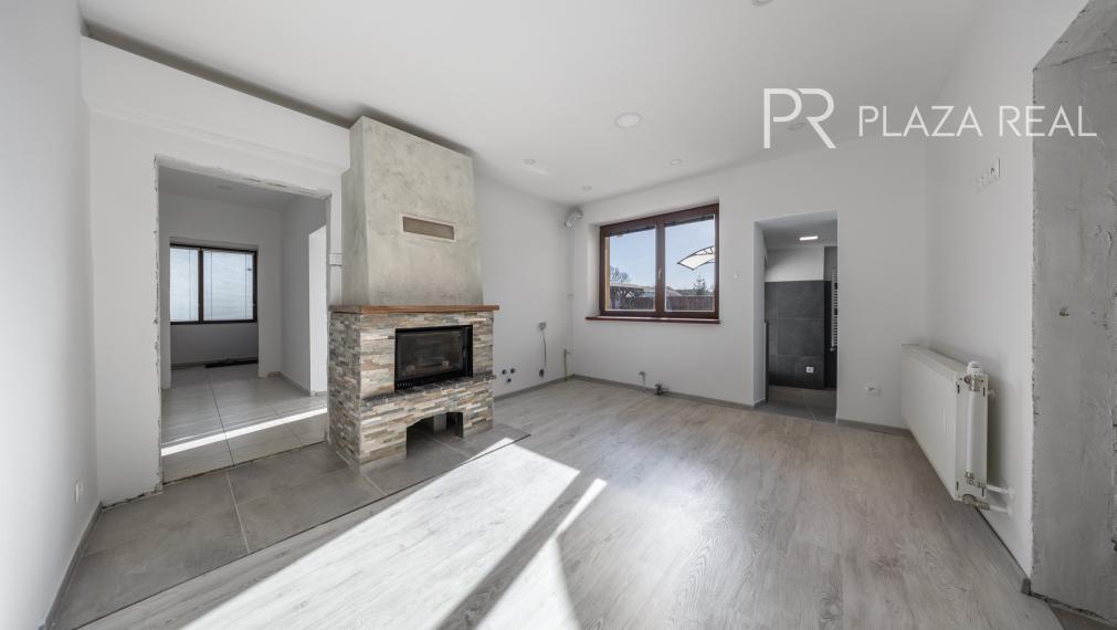 Lozorno - predaj 6-izbového rodinného domu s veľkou záhradou a garážou, 1119 m2.  REZERVOVANÉ