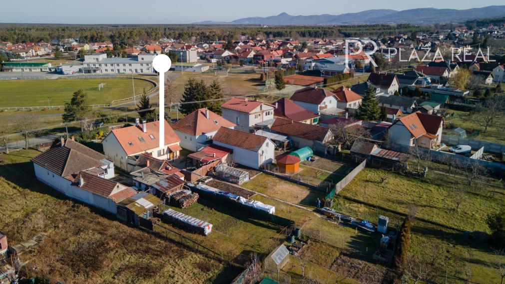 Lozorno - predaj 6-izbového rodinného domu s veľkou záhradou a garážou, 1119 m2.  REZERVOVANÉ