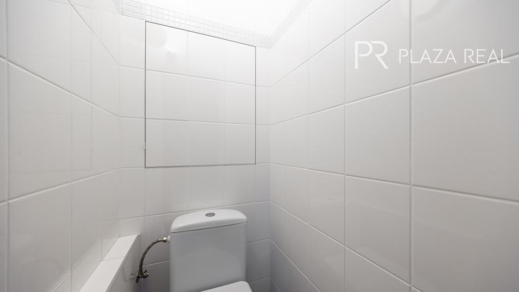 REZERVOVANÉ. Predaj 3-izbový slnečný byt s loggiou, 3. poschodie, 70 m2, Toryská ul.č.9, Bratislava-Vrakuňa