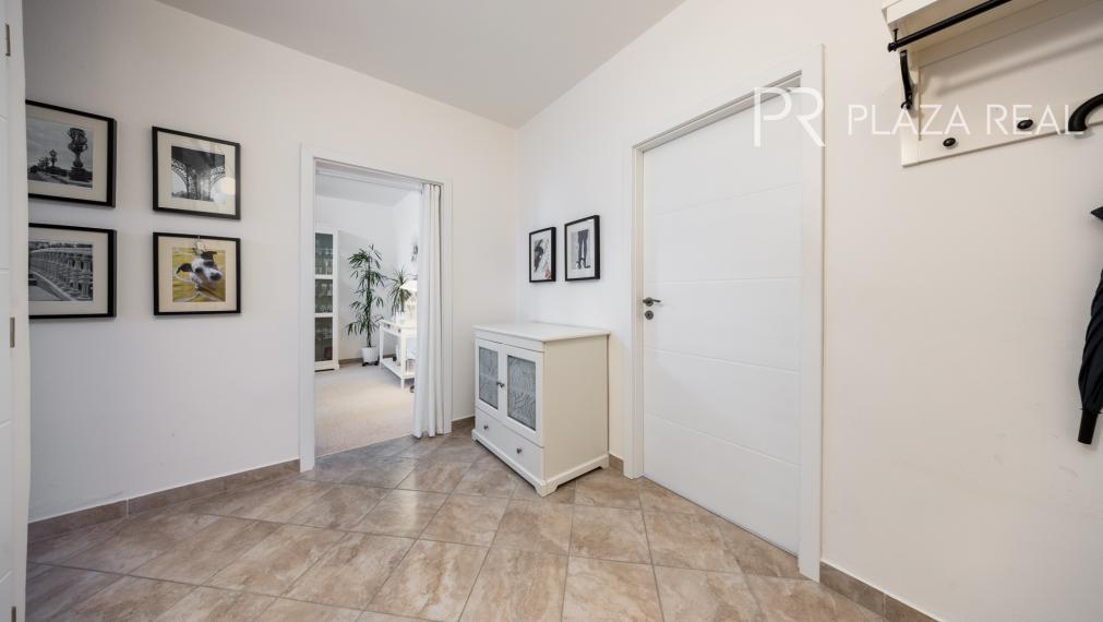 REZERVOVANÉ. Predaj 3-izbový slnečný byt s loggiou, 3. poschodie, 70 m2, Toryská ul.č.9, Bratislava-Vrakuňa