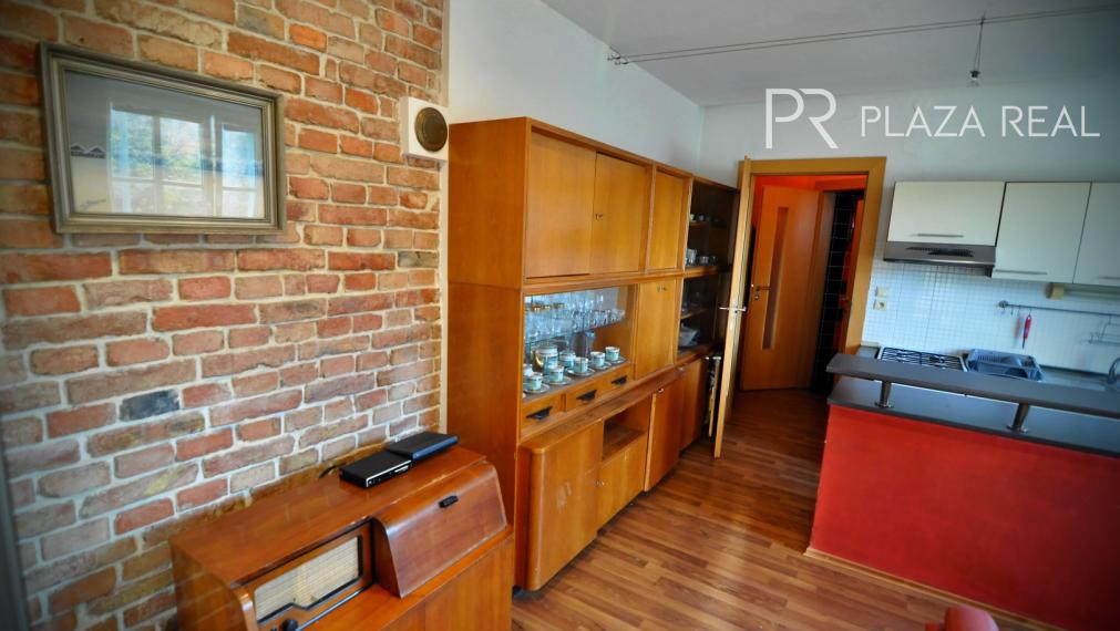 Prenájom - 2. izbový byt, Nové Mesto, Česká ul., útulný, širšie centrum.