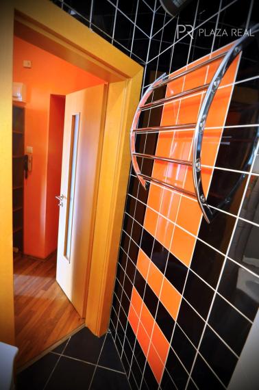 Prenájom - 2. izbový byt, Nové Mesto, Česká ul., útulný, širšie centrum.