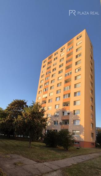 PREDAJ 3izbový slnečný priestranný byt - Bratislava Podunajské Biskupice