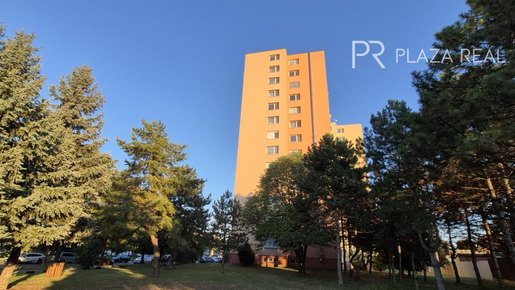 PREDAJ 3izbový slnečný priestranný byt - Bratislava Podunajské Biskupice
