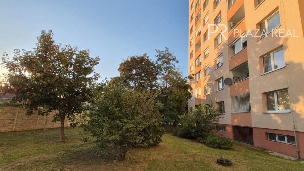 PREDAJ 3izbový slnečný priestranný byt - Bratislava Podunajské Biskupice