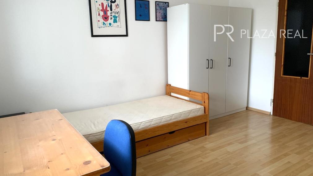 PREDAJ - Pekný priestranný byt vo výbornej lokalite - Beniakova ulica