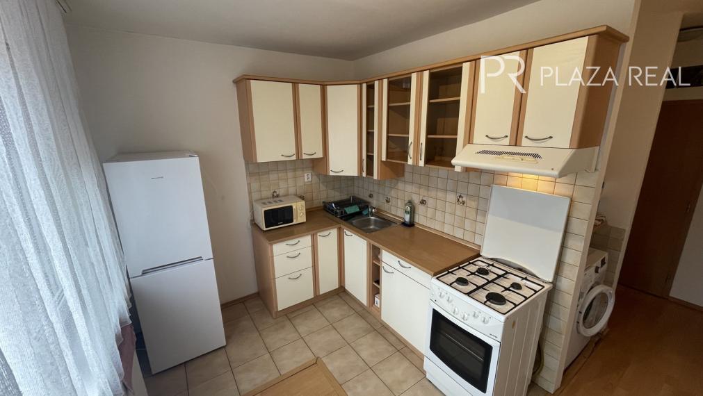 PREDAJ -  pekný, útulný 3 izb. byt v tichej zelenej časti Ružinova