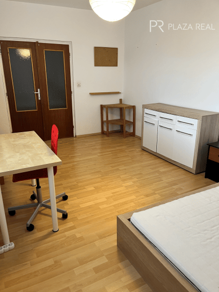 PREDAJ - Pekný veľký byt na Dlhých Dieloch - Beniakova