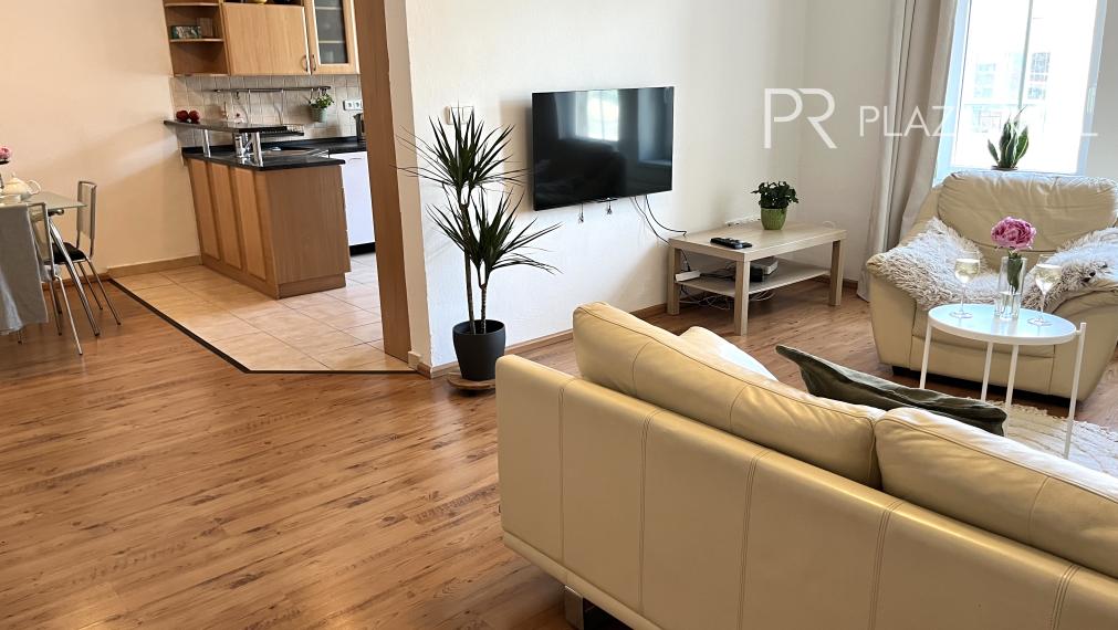 PRENÁJOM - Krásny 2 izbový veľký byt v centre mesta - Medená