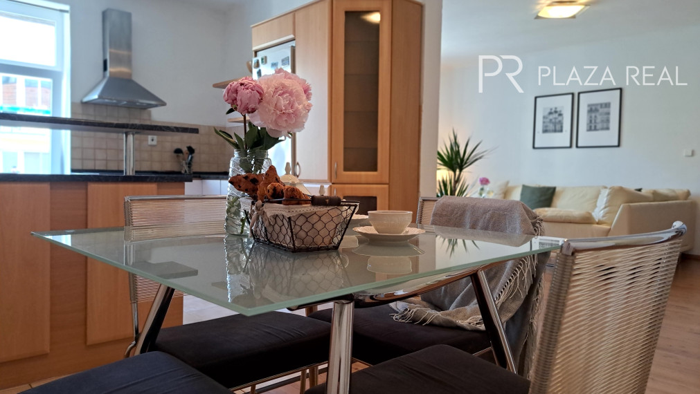 PRENÁJOM - Krásny 2 izbový veľký byt v centre mesta - Medená