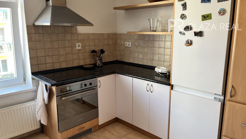 PRENÁJOM - Krásny 2 izbový veľký byt v centre mesta - Medená