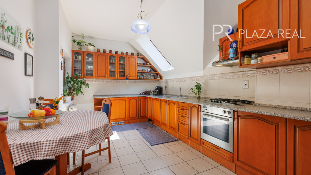 PREDAJ- priestranný rodinný dom s pekným pozemkom na Malodunajskej ul., BA-Vrakuňa