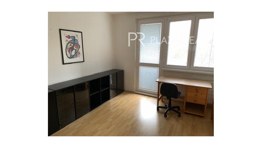 PREDAJ - Pekný veľký byt na Dlhých Dieloch - Beniakova