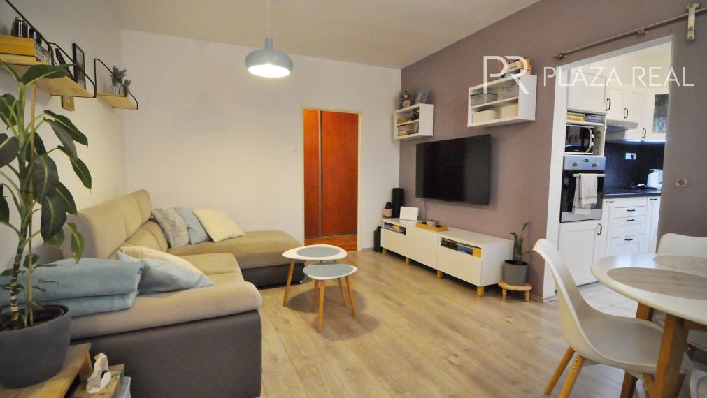 3 izbový byt - Nemčíkova, Dúbravka - Záluhy, krásne zelené prostredie, TOP lokalita, celková rekonštrukcia