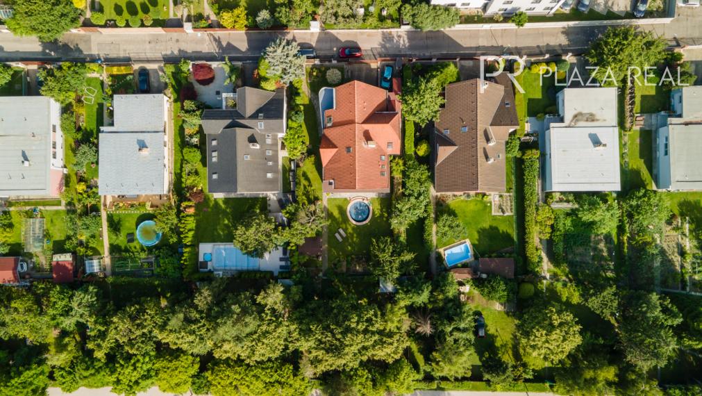 PREDAJ- priestranný rodinný dom s pekným pozemkom na Malodunajskej ul., BA-Vrakuňa