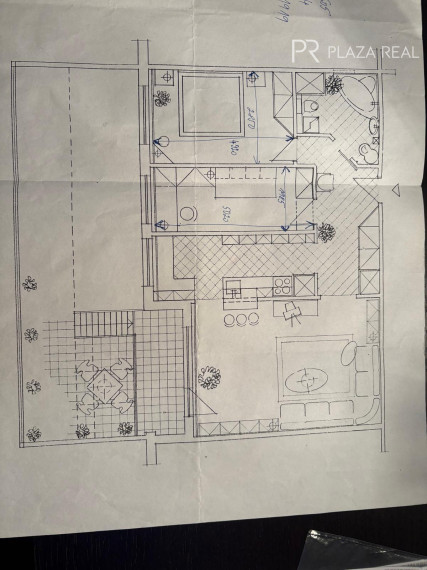 Predaj 3 izbového slnečného výnimočného bytu s vlastnou TERASOU a loggiou na ulici L. Fullu v Karlovej vsi. 150m2 byt+terasa+loggia