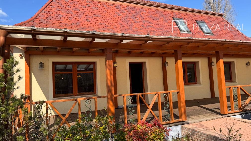 BALATON - moderná gastroprevádzka s investičným potenciálom - Zamárdi, BALATON