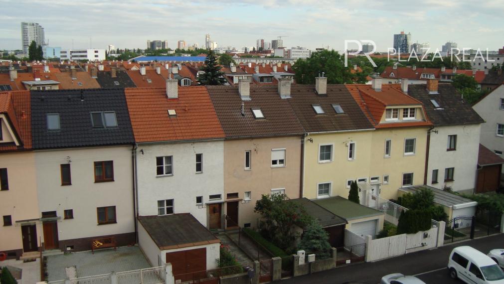 PRENÁJOM - Pekný priestranný 1 izbový byt na Letnej ulici
