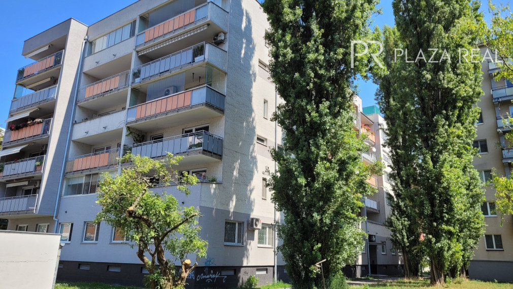 PRENÁJOM- 2 izb. byt s loggiou na Haburskej ul., BA-Ruzinov