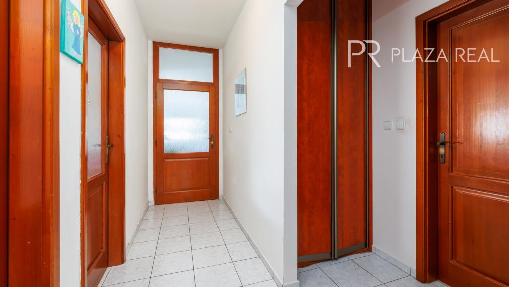 PREDAJ- priestranný RD s krásnym pozemkom v BA- Vrakuňa