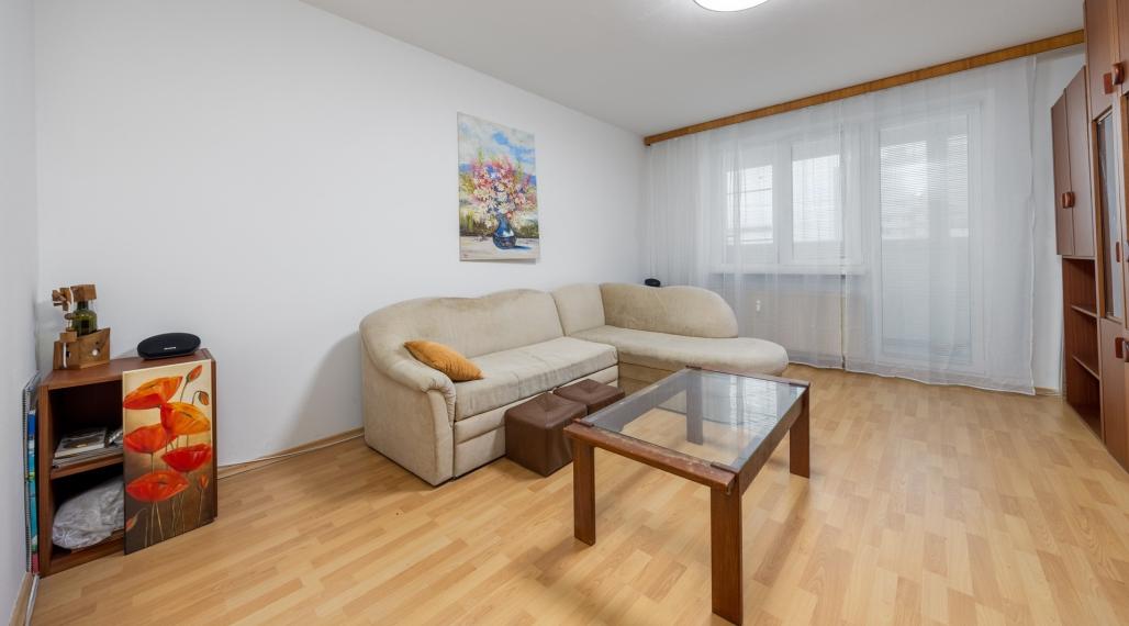 Predaj - 3-izbový svetlý byt, 64 m2, loggia 5m2, Matejkova ulica, Bratislava - Dlhé Diely