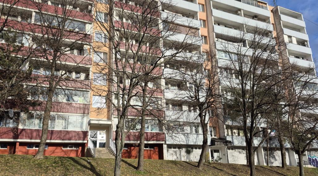 Predaj-veľmi pekný jednoizbový byt Bratislava Dúbravka, Landauova