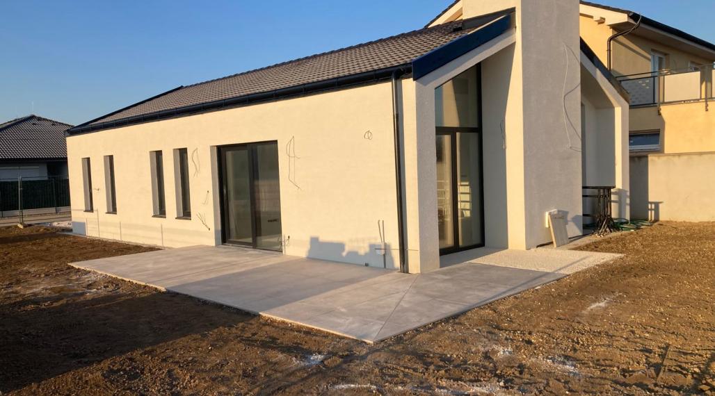 Banka ( Piešťany ), Predaj RD - holodom