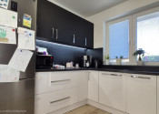 Novostavba samostatného moderného 4-izbového rodinného domu s terasou na pozemku 510 m² - fotografia 30