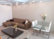 Predaj 3 izbového slnečného výnimočného bytu s vlastnou TERASOU a loggiou na ulici L. Fullu v Karlovej vsi. 80m2 byt+terasa 80m2+loggia6m2 - fotografia 12