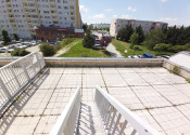 Predaj 3 izbového slnečného výnimočného bytu s vlastnou TERASOU a loggiou na ulici L. Fullu v Karlovej vsi. 80m2 byt+terasa 80m2+loggia6m2 - fotografia 4