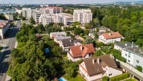 PREDAJ- priestranný RD s krásnym pozemkom v BA- Vrakuňa - fotografia 19
