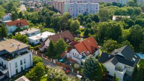 PREDAJ- priestranný RD s krásnym pozemkom v BA- Vrakuňa - fotografia 15