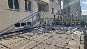 Predaj 3 izbového slnečného výnimočného bytu s vlastnou TERASOU a loggiou na ulici L. Fullu v Karlovej vsi. 80m2 byt+terasa 80m2+loggia6m2 - fotografia 1