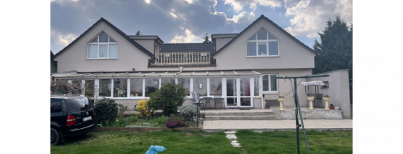 PREDAJ - 2 generačný RD vo Vajnoroch na  veľkom pozemku