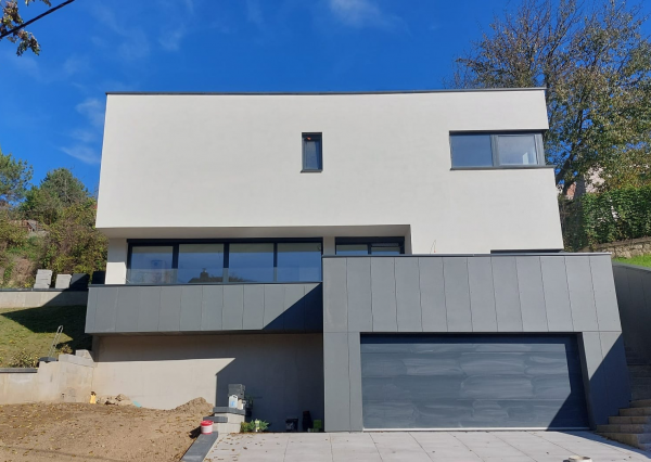 Devín, predaj RD na kľúč, novostavba, 9 árový pozemok, Dolnokorunská ulica