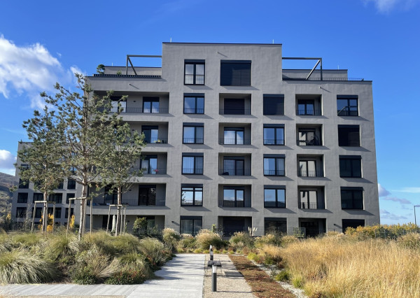 4 izbový byt v BORY Na Hrádzi, šarmantný, vzdušný, pivnica a garážové státie