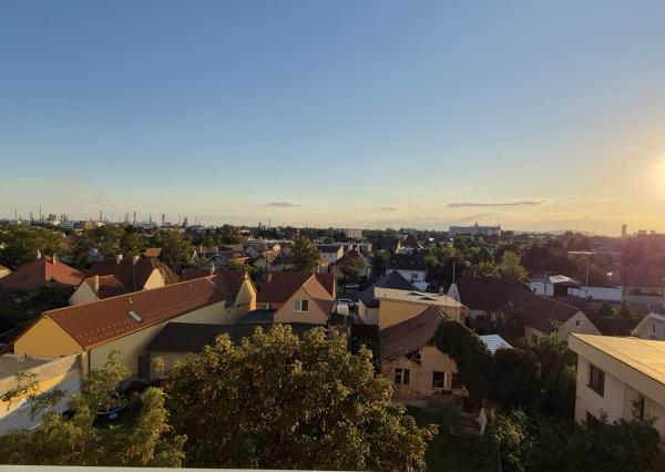 3izbový slnečný priestranný byt s výhľadom na Bratislavu Podunajské Biskupice