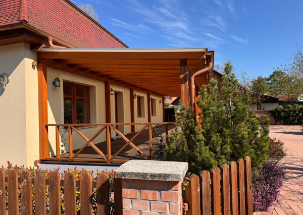 BALATON - moderná gastroprevádzka s investičným potenciálom - Zamárdi, BALATON