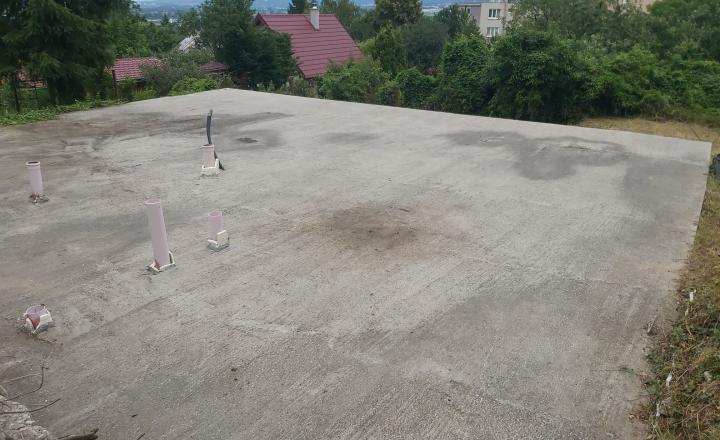 REZERVOVANÝ  POZEMOK NA PREDAJ BRATISLAVA IV.+STAVEBNÉ POVOLENIE+PROJEKT BUNGALOV - fotografia 2