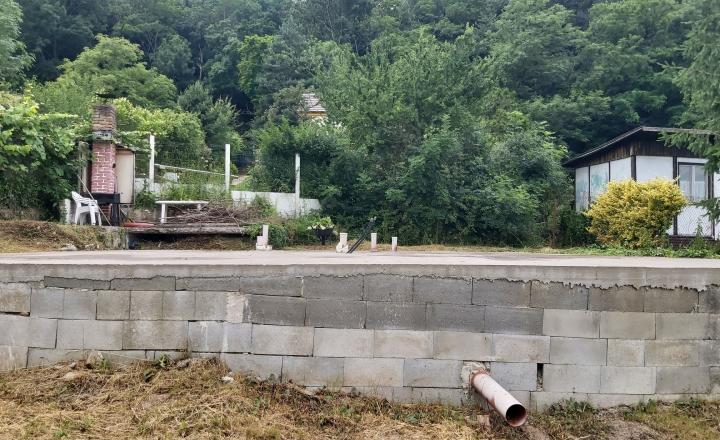 REZERVOVANÝ  POZEMOK NA PREDAJ BRATISLAVA IV.+STAVEBNÉ POVOLENIE+PROJEKT BUNGALOV - fotografia 7