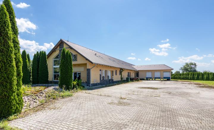 Predaj pozemku, budovy s apartmánmi, 5457 m2, Pravenec, Prievidza - fotografia 3