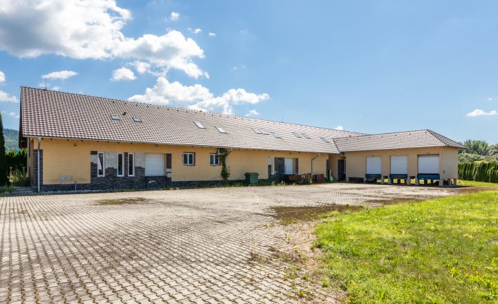 Predaj pozemku, budovy s apartmánmi, 5457 m2, Pravenec, Prievidza - fotografia 4